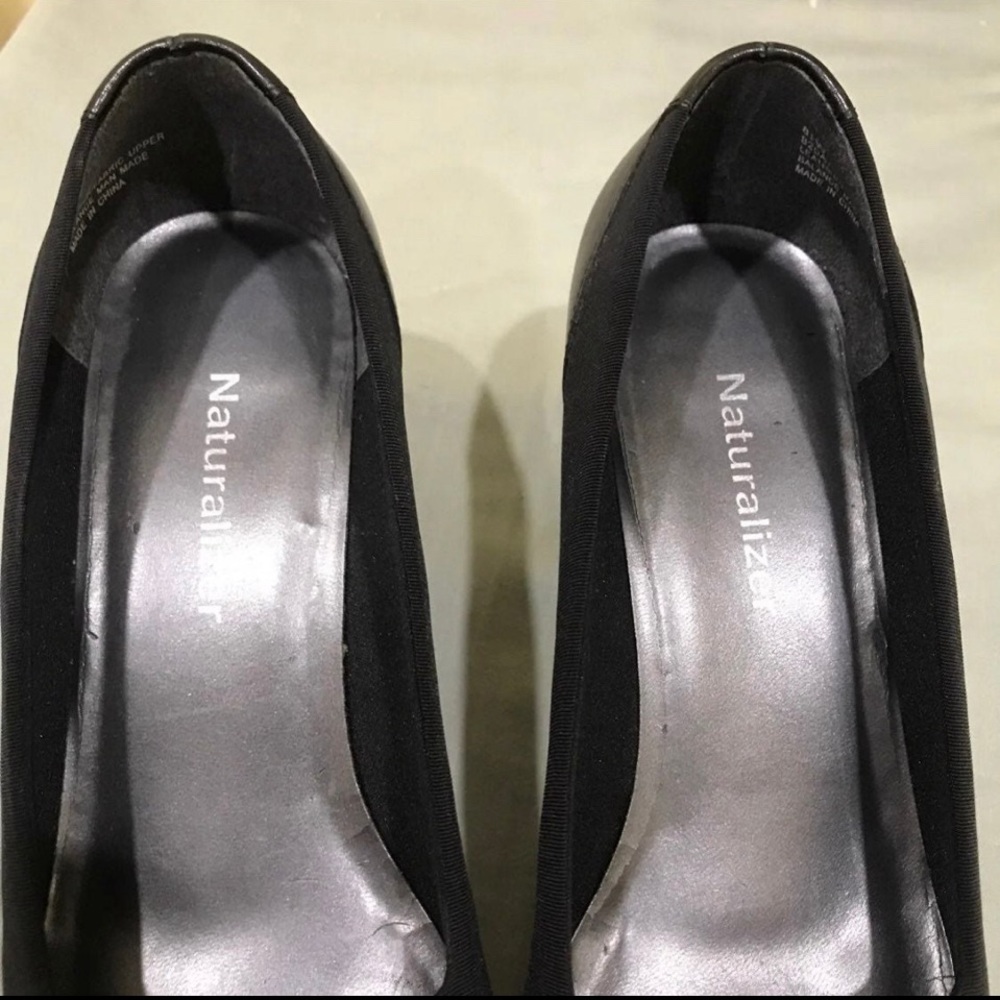 Naturalizer Block Heels - Picture 4 of 7